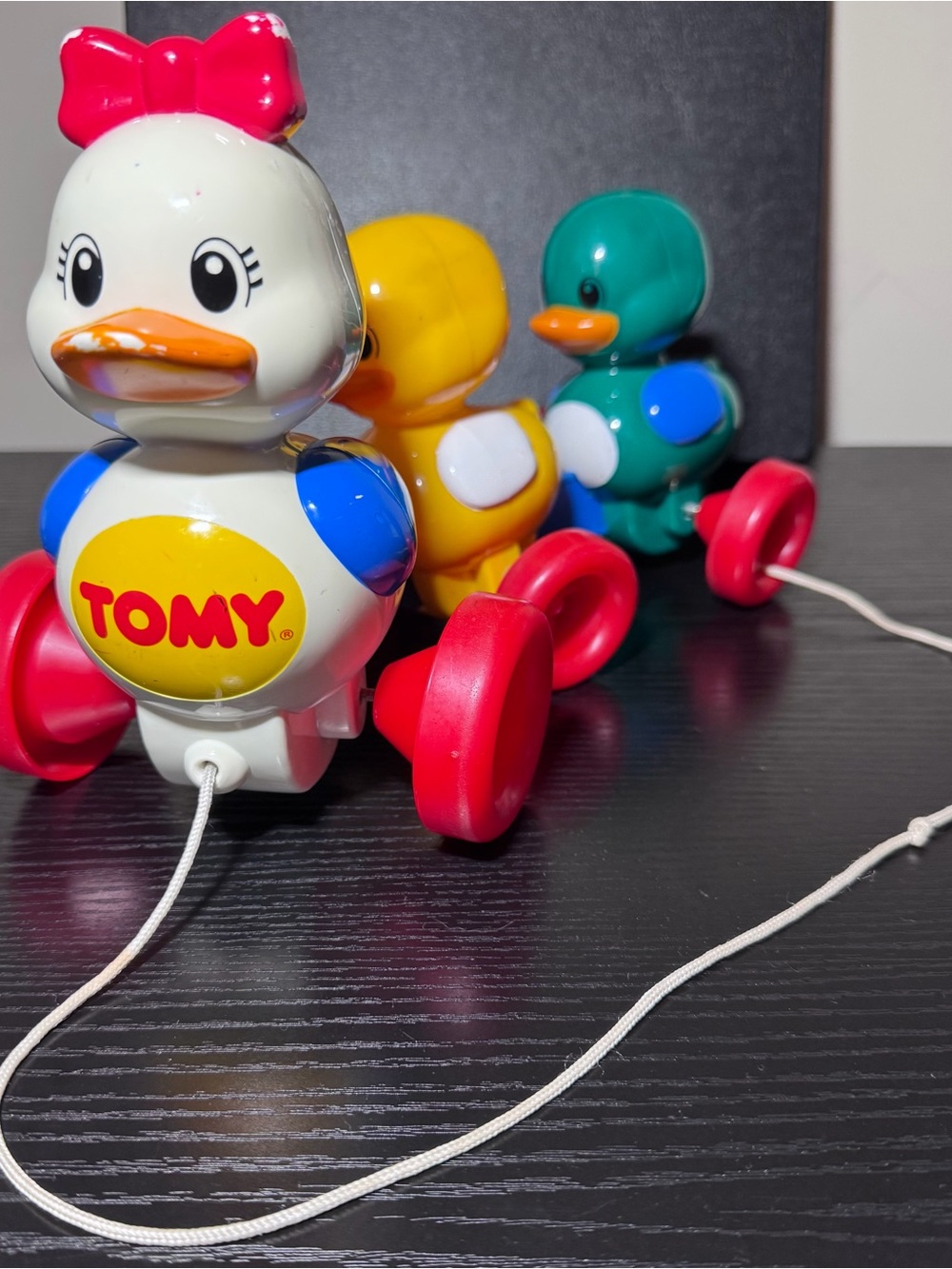 Tomy - Quack Along Pull Toy Ducks - Vintage 1995